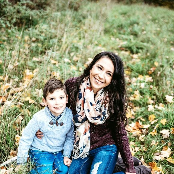 Profile Picture of Asha joanna Bednarowicz (@asia1984) on Poshmark