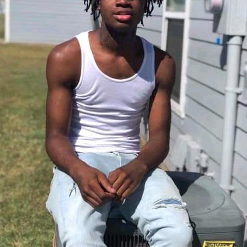 Profile Picture of BOTTOMBABYDEE (@robertcrumley5) on Tiktok