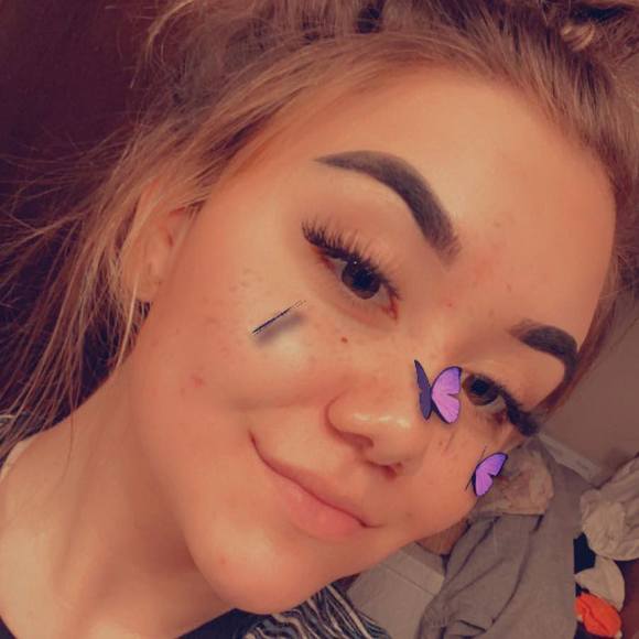 Profile Picture of Bethany Dahlsten (@bethanydahlsten) on Poshmark