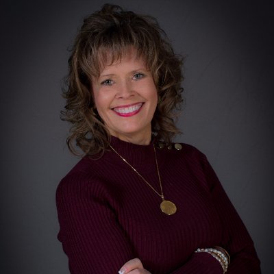 Profile Picture of Danni Cooper (@cooper_danni) on Twitter