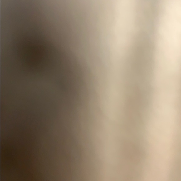 Profile Picture of Nicolette Thomas (@nethomas25) on Poshmark