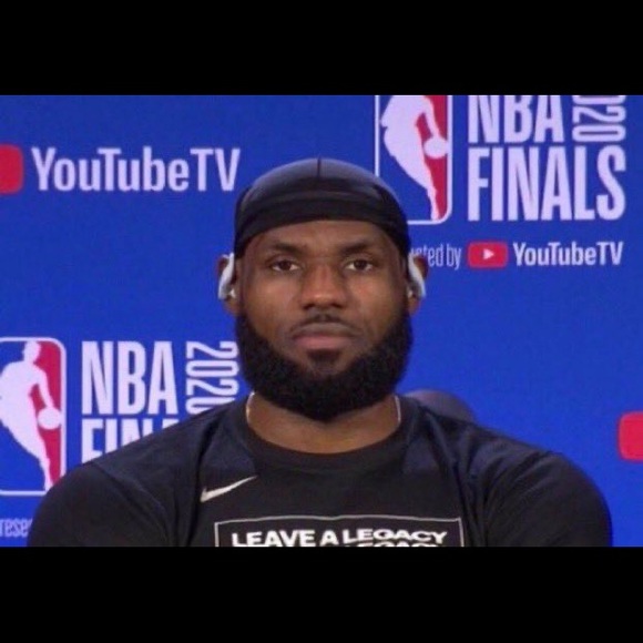 Profile Picture of Cesar Vaca (@unoriginol) on Poshmark