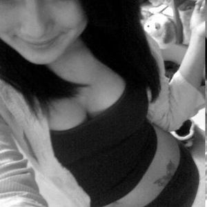 Profile Picture of Isa Altamirano (@her3_iz_da_411) on Myspace