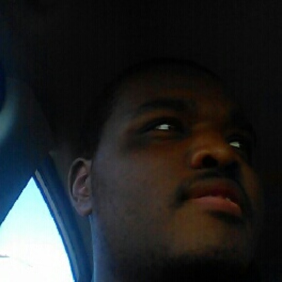 Profile Picture of Carrier Darryl (@joker17) on Poshmark