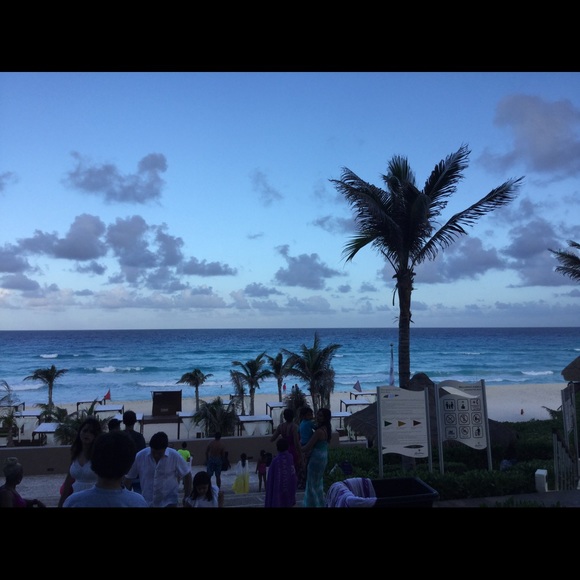 Profile Picture of Weronica Makary (@emmaistheone) on Poshmark