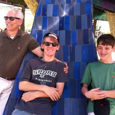 Profile Picture of Susan Burkett (@SBurkettLR) on Twitter