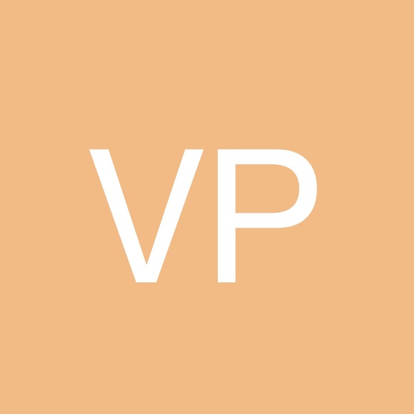 Profile Picture of Vash-ti Paylor (@vpaylor) on Poshmark