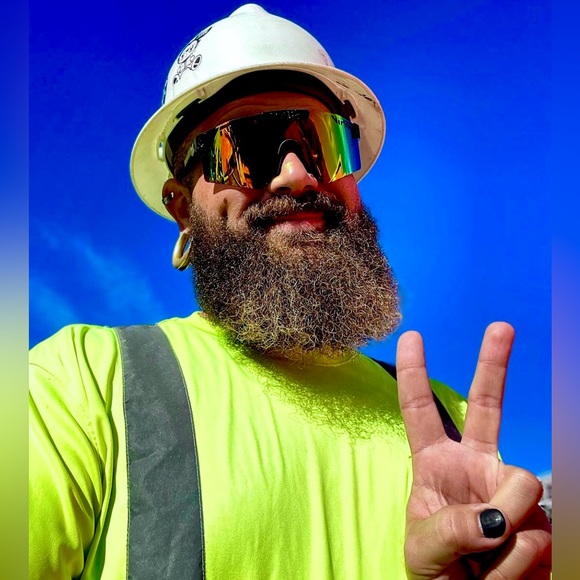 Profile Picture of Blake Rosenberger (@blakis710) on Poshmark