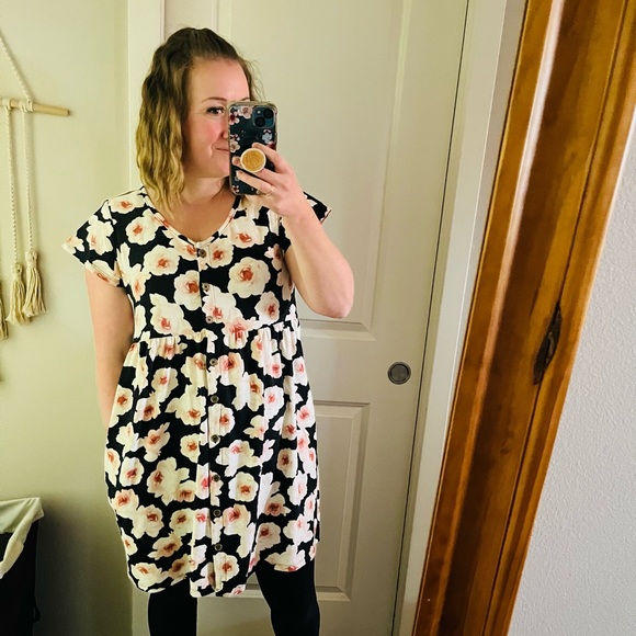 Briana Ellenberger - Poshmark Profile Picture of Briana Ellenberger (@bellenberger7) on Poshmark