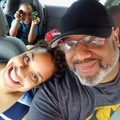 Profile Picture of Patrick Buckner (@PB_Positive) on Twitter