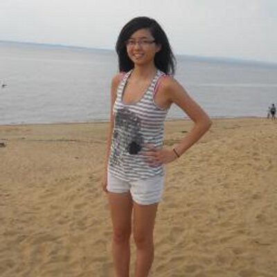 Profile Picture of Julia Huang (@juliahuang9) on Twitter