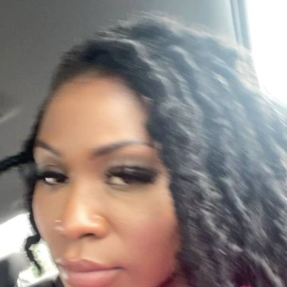 Profile Picture of Mayllenie Antoine (@may87n) on Poshmark