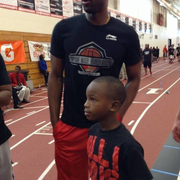 Profile Picture of Timothy Huggins (@thuggins111) on Poshmark