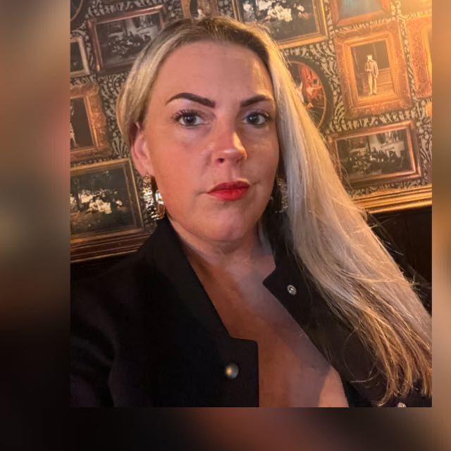 Profile Picture of Steph ❤️ (@stephaniefegan) on Tiktok
