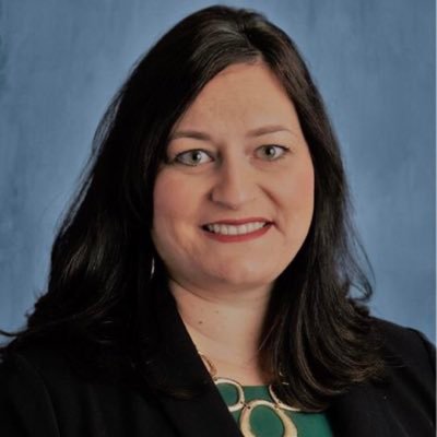 Profile Picture of Shelley Reeves (@ReevesShellmrt) on Twitter