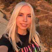Profile Picture of Julia Shay (@juliashays) on Youtube