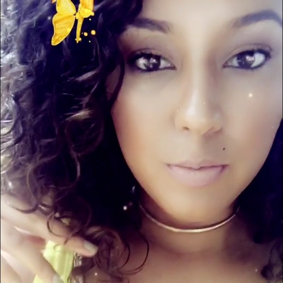 Profile Picture of Brittany Eiley (@britteiley) on Poshmark