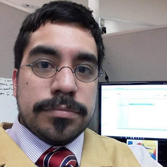 Profile Picture of Joey Mejia (@joeygmejia) on Poshmark