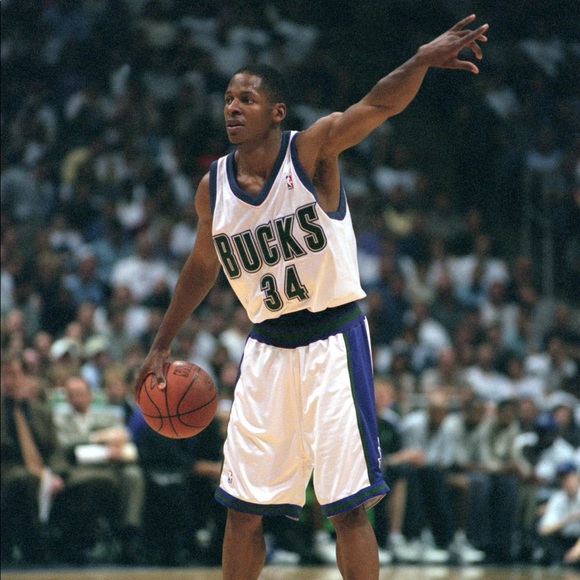 Cooper Siudak - Poshmark Profile Picture of Cooper Siudak (@wiscovntg) on Poshmark