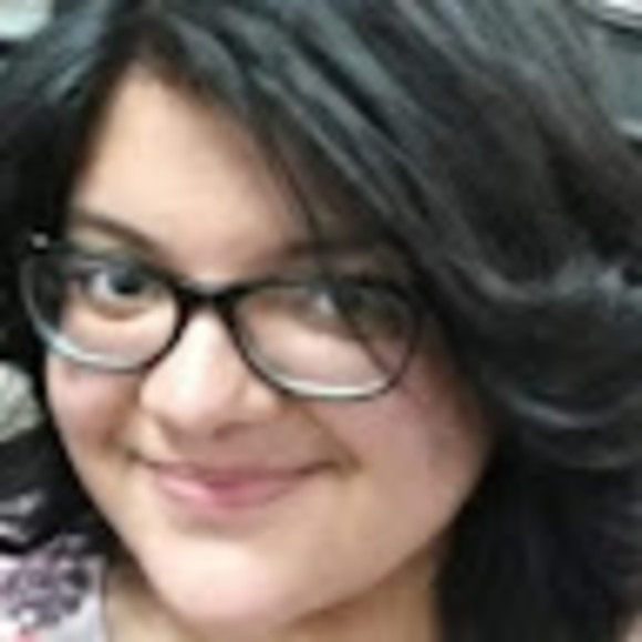 Profile Picture of Alexa Guerra (@maggieg95) on Poshmark