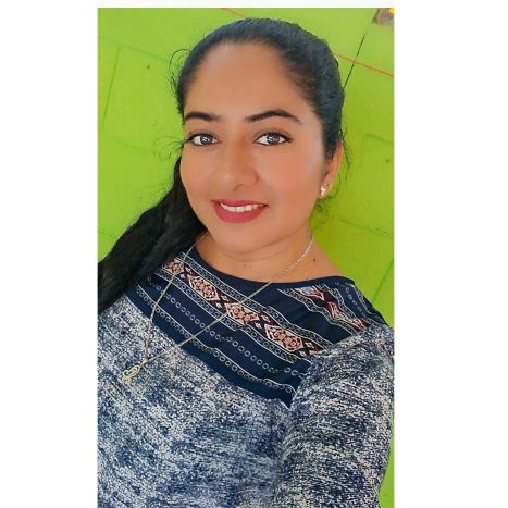 Profile Picture of Mirna Chavarria (@mirna.chavarria) on Tiktok