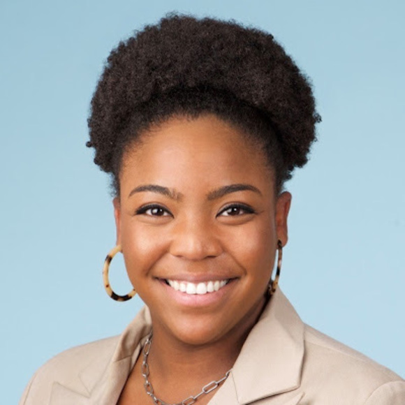 Profile Picture of Tori Douglas (@tdouglas522) on Poshmark