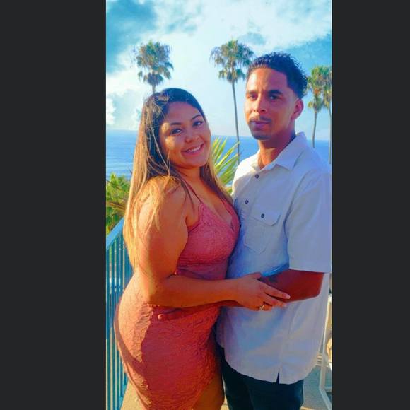 Profile Picture of Eleanore Holmes (@emilysmommy2011) on Poshmark