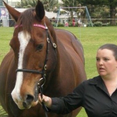 Profile Picture of Chrystal Graham (@dit_nf) on Twitter