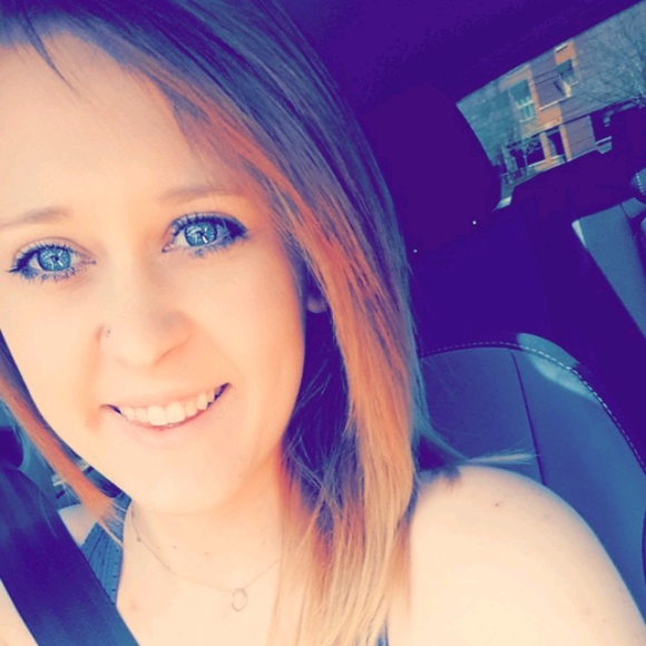 Profile Picture of Morgan Shadwell (@morganshadwell) on Poshmark