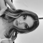 Profile Picture of eunice janine 🌹 (@eunicejaninemusic) on Instagram