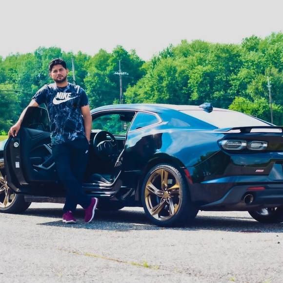 Profile Picture of Syed Ali (@alinaqi04) on Poshmark