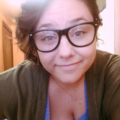 Profile Picture of Mary E Loeb (@maryybbeth) on Twitter