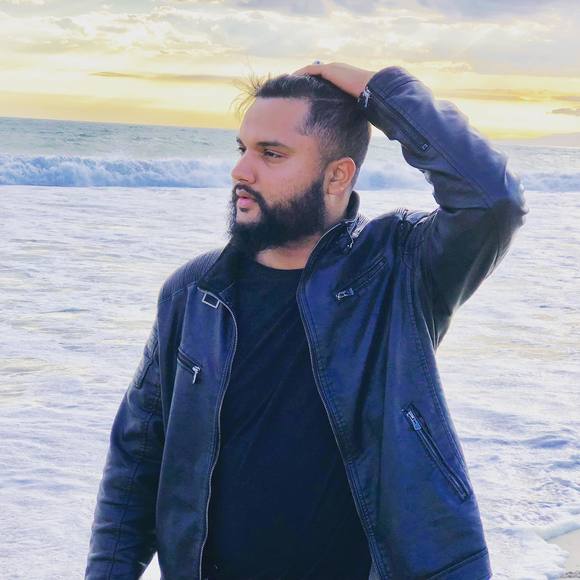Profile Picture of Syed Mujtaba (@syed_mujtaba) on Poshmark