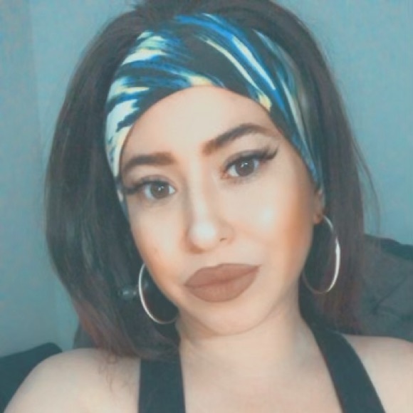 Profile Picture of Jade Moore (@jadduhh) on Poshmark