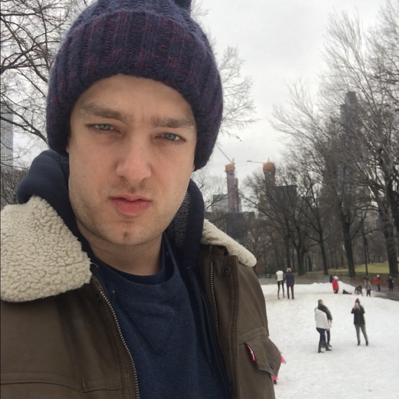 Profile Picture of ! john Denuzzo (@johndenuzzo) on Poshmark