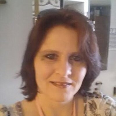 Profile Picture of Tonya Reeves (@tonyareeves40) on Twitter