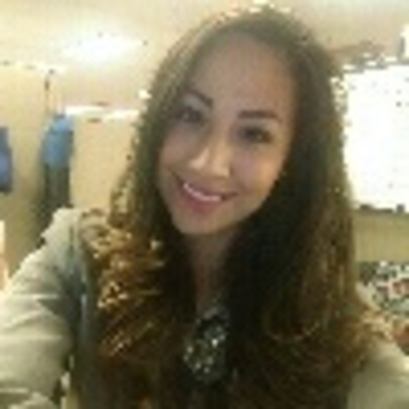 Profile Picture of Krystal Sanchez (@ksanchez2014) on Poshmark