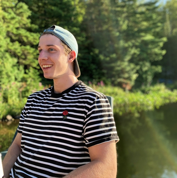 Profile Picture of Laurent Thiémonge (@laurentiomoto) on Poshmark