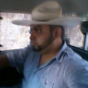 Profile Picture of Douglas Alvarenga (@DouglasGab) on Twitter