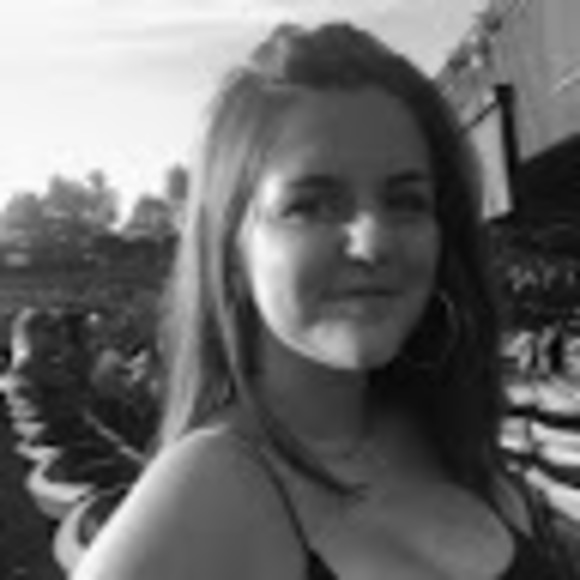 Profile Picture of Ivy Horner-richardson (@ivynoelhrr) on Poshmark