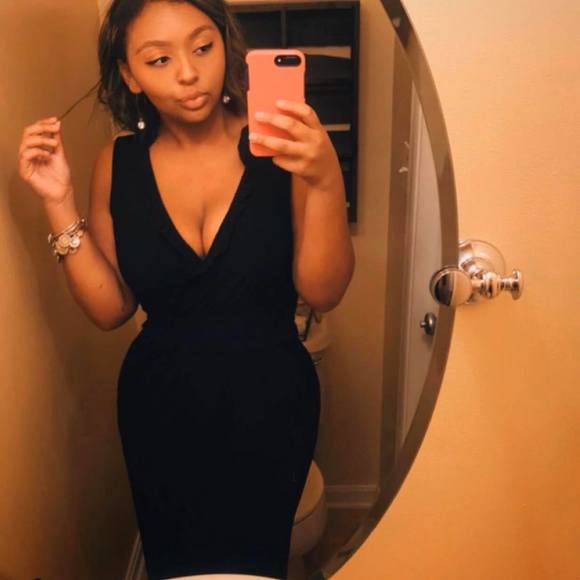 Profile Picture of Jennah Seibert (@jennahseibert) on Poshmark