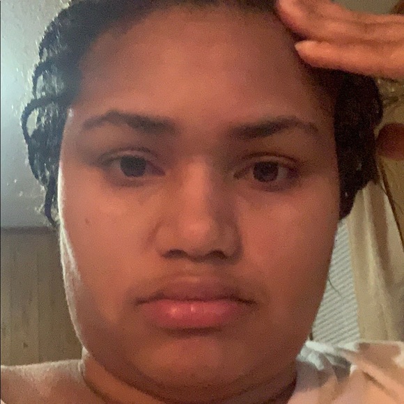 Profile Picture of Carlisa Page (@carlisapage) on Poshmark