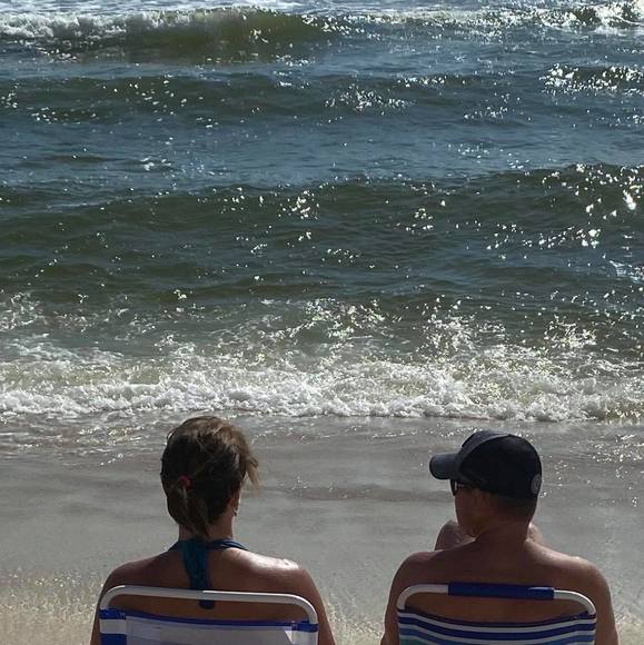 Profile Picture of Kim Gilliam (@annridgemont) on Poshmark