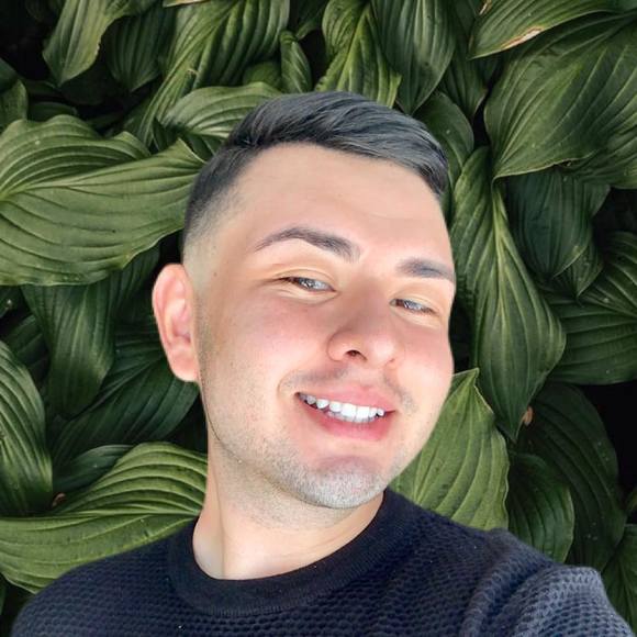 Profile Picture of David Escobar (@daveesco) on Poshmark