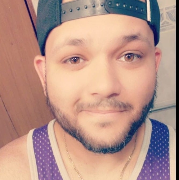 Profile Picture of Victor alejandro Fred (@vcuevas828) on Poshmark