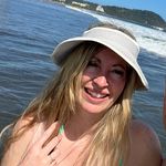 Profile Picture of Lisahinkleyhansen (@lisahansenrx) on Instagram