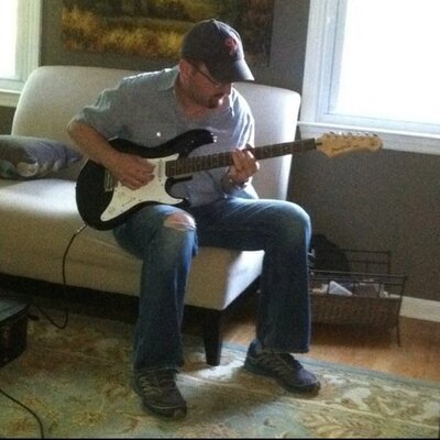 Profile Picture of TwoWheelCouch (@JamesHillegas) on Twitter