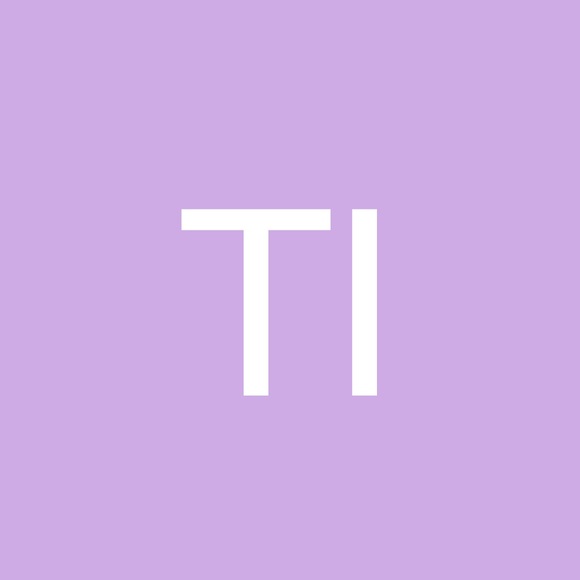 Profile Picture of Tabitha Ivey (@musichik) on Poshmark
