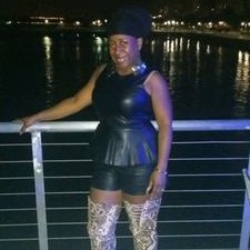 Profile Picture of Deneen Davis (@Legyz) on Twitter