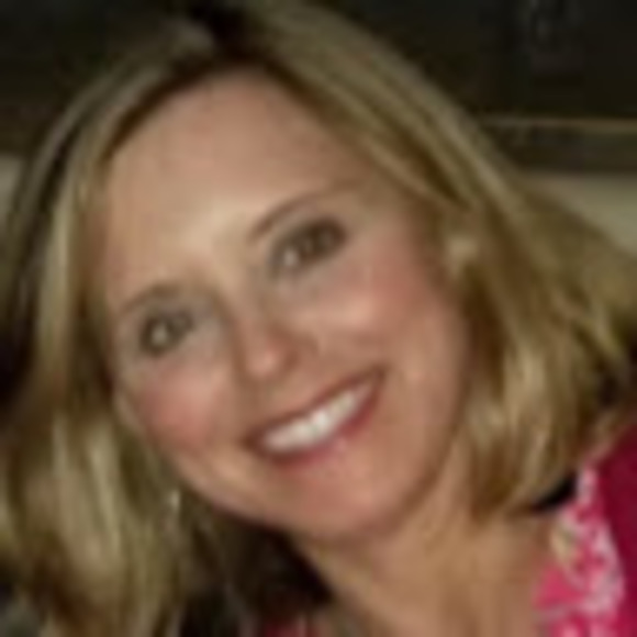 Profile Picture of Katherine Mchugh (@katherinemch713) on Poshmark